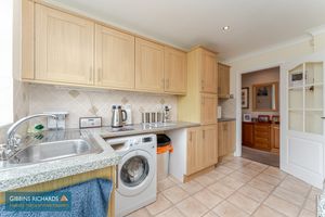 Kitchen- click for photo gallery